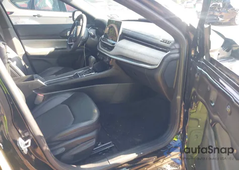 2024 Jeep Compass Latitude 4X4 из США, поврежденный, VIN 3C4NJDBN7RT146382